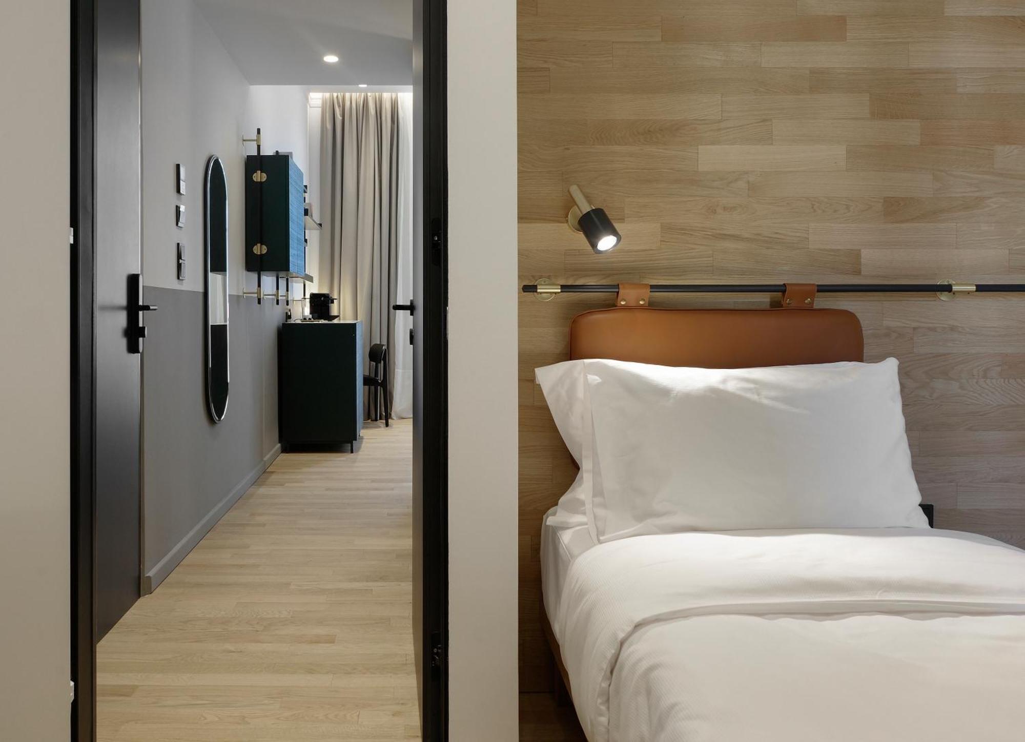 The Modernist Hotel 4*
