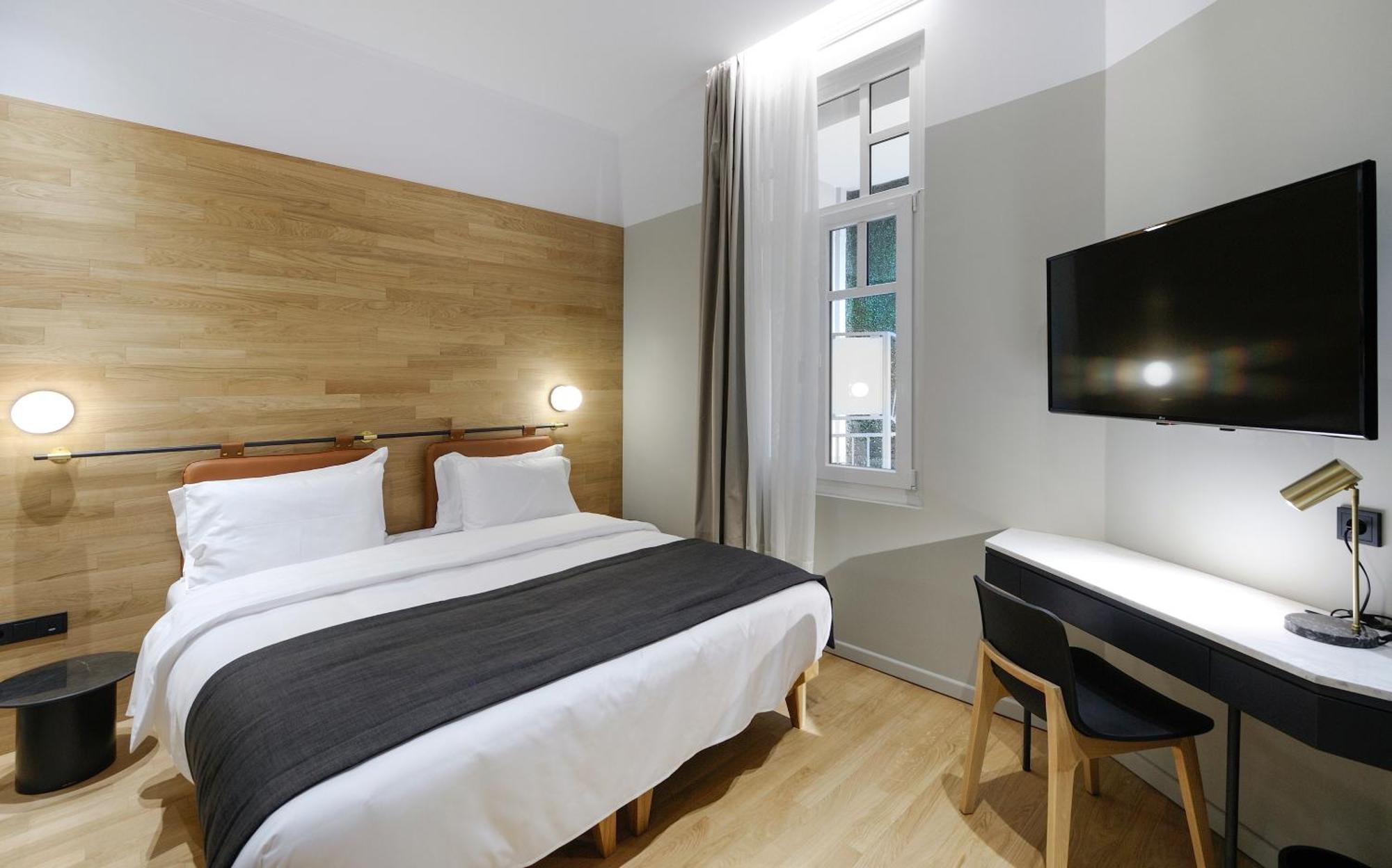 The Modernist Hotel